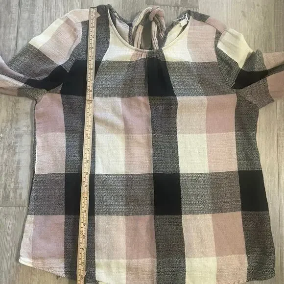 Ro & De Plaid Bell Sleeve Bow Back Blouse sz Medium - Picture 12 of 15